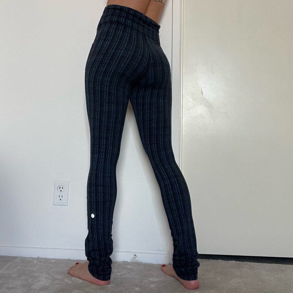 *rare vintage* Lululemon blue leggings size 4